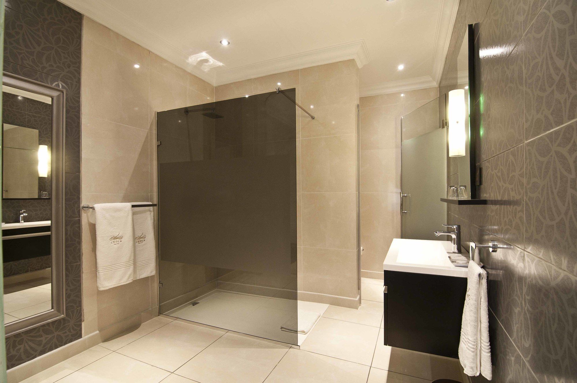 L'Eola Suites Abuja Dış mekan fotoğraf